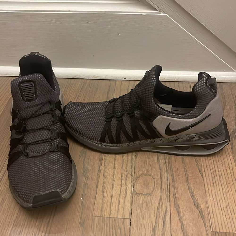 Excellent condition Nike AirMax 9.5